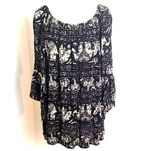 Pants Store Black & Beige Elephant Print Top w/Bell Sleeves w/Ruffle, Size Large
